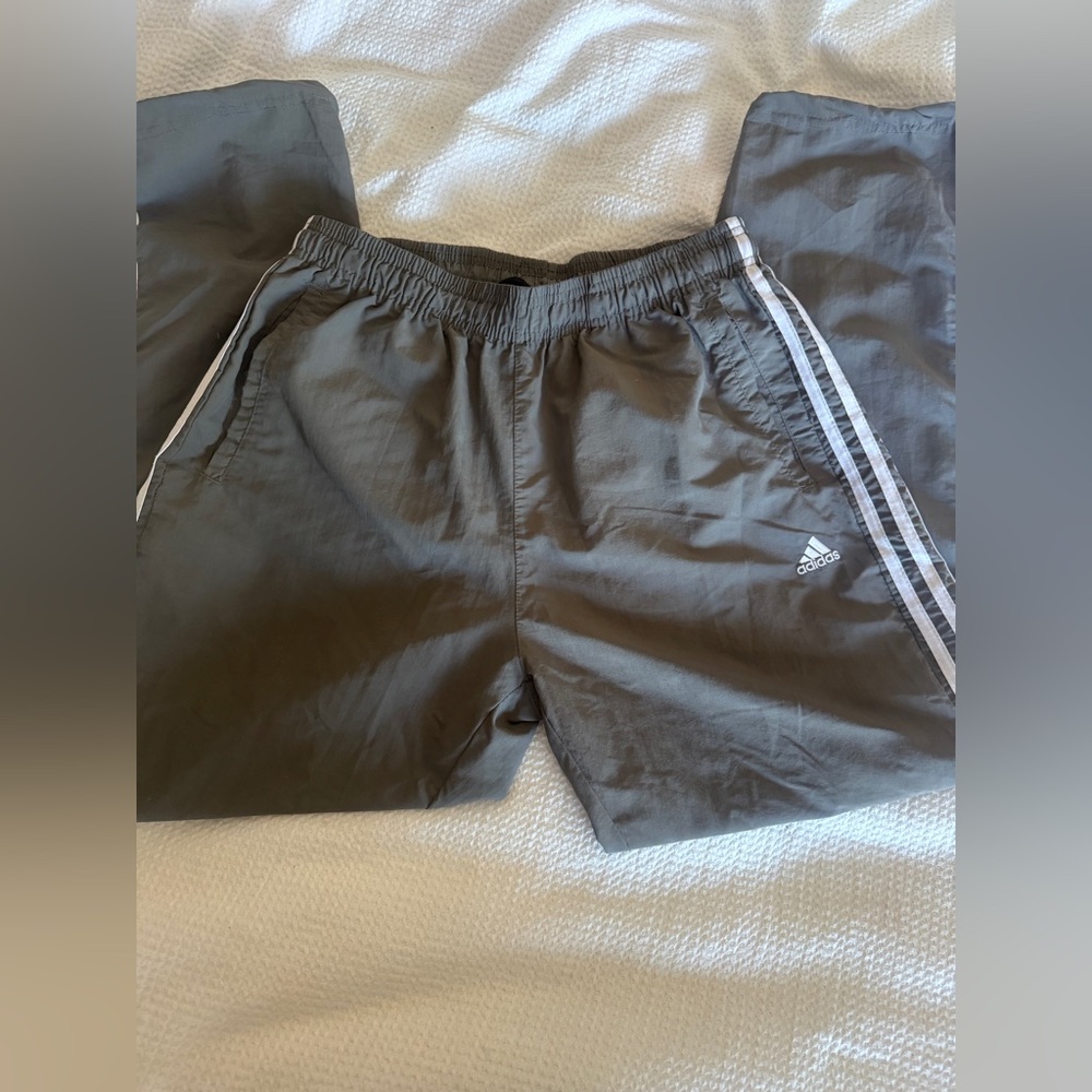 Adidas women's track pants- charcoal-size large. Y2K